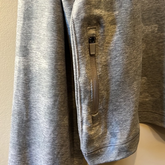 Yogalicious Lux ladies Silver Camo Top Medium NWT - Picture 9 of 9